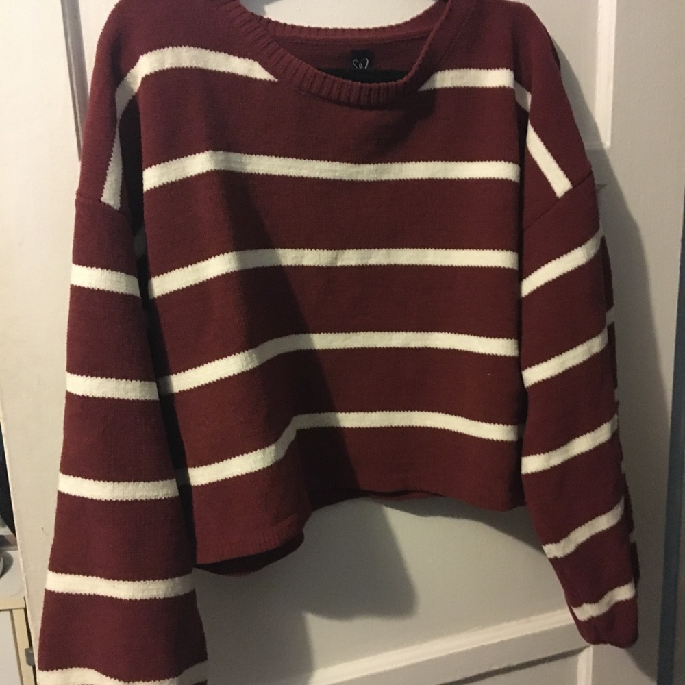 Cropped sweater